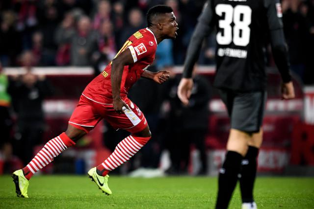 纳斯赞扬詹姆斯传球能力，表现令人印象深刻